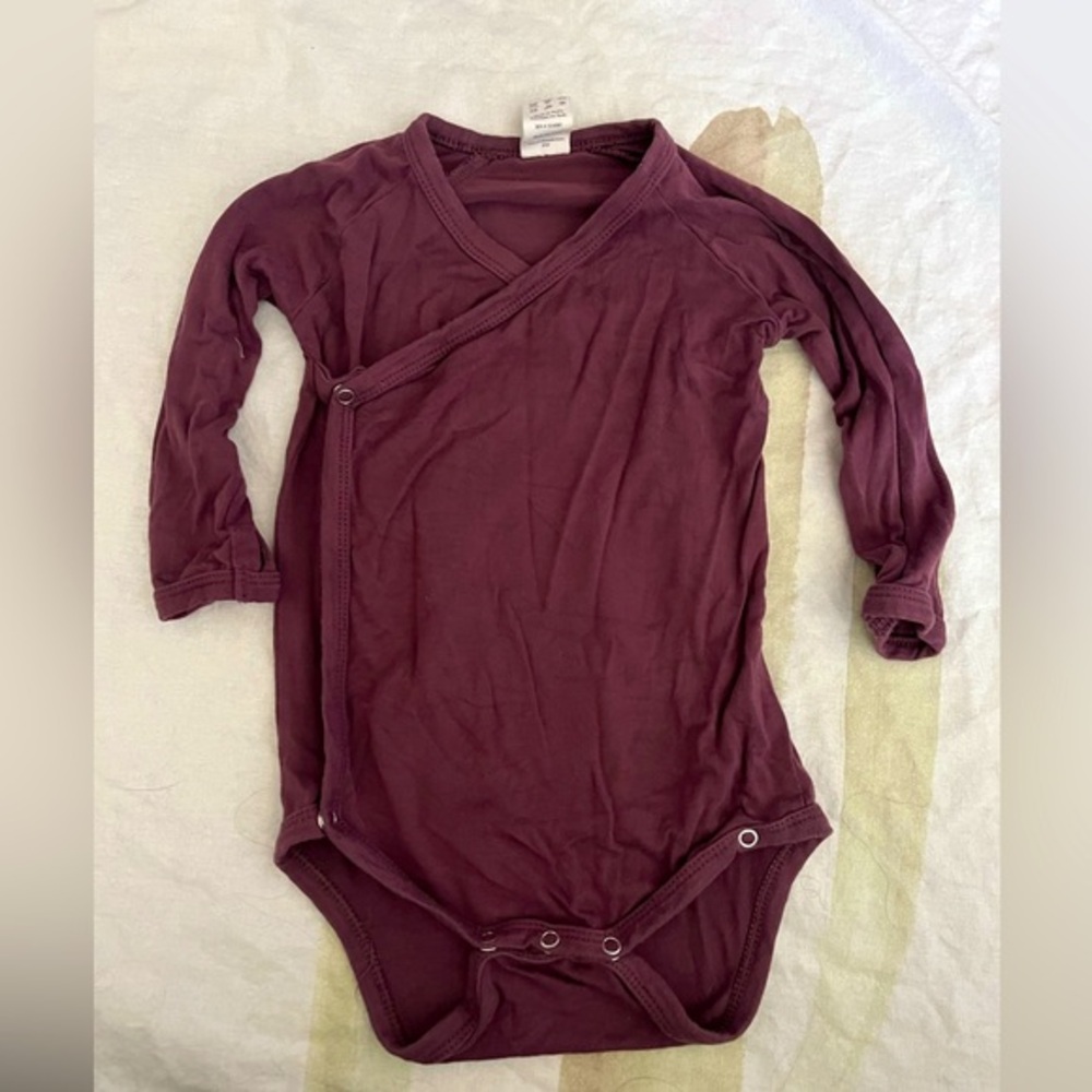 #8 Kate Quinn Long Sleeve Kimono Bodysuit 🌵3-6 Months